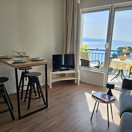 Caleta Seaview Suites II - Pool & Jacuzzi Локва-Рогозница Экстерьер фото